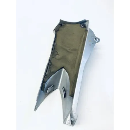 Cache carenage sous selle droit YAMAHA FJR 1300 2001-2002