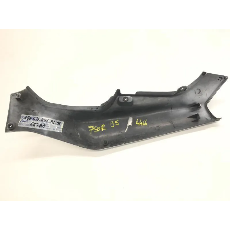 Cache carenage coque arriere droit SUZUKI GSXR 750 1992-1995