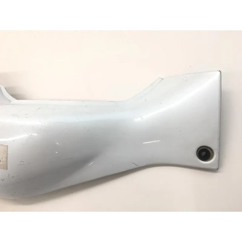 Cache carenage coque arriere droit SUZUKI GSXR 750 1992-1995
