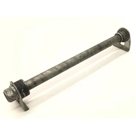 Axe de roue arriere SUZUKI GSF 600 2000-2004 BANDIT S