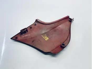 Cache carenage sous selle droit KAWASAKI GPZ 750 1983-1985