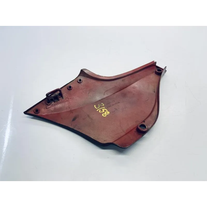 Cache carenage sous selle droit KAWASAKI GPZ 750 1983-1985