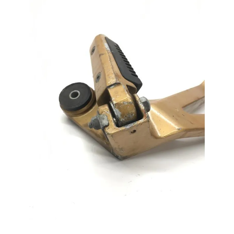 Platine et repose pieds arriere droit SUZUKI GSX 1100 G 1991-1994