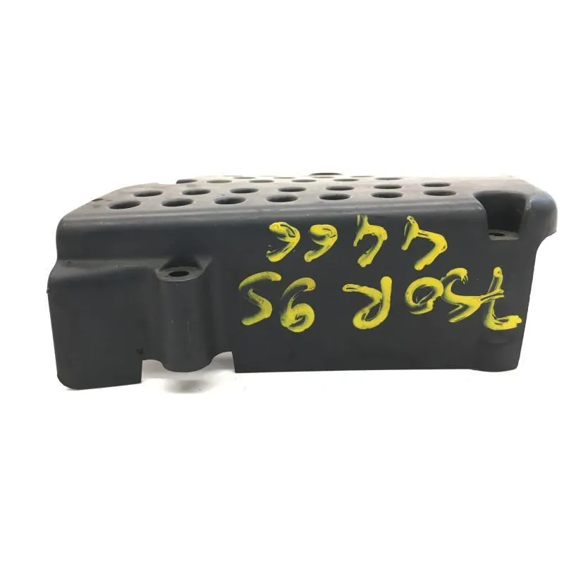 Carter pignon de sortie de boite SUZUKI GSXR 750 1992-1995
