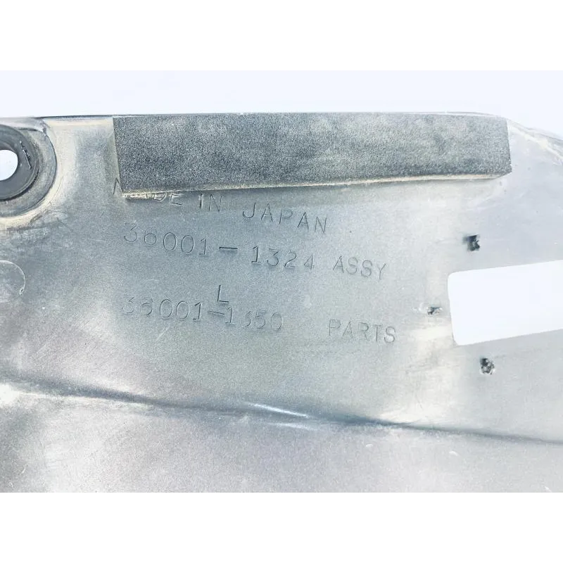 Cache carenage sous selle gauche KAWASAKI GTR 1000 1986-1993 ZG
