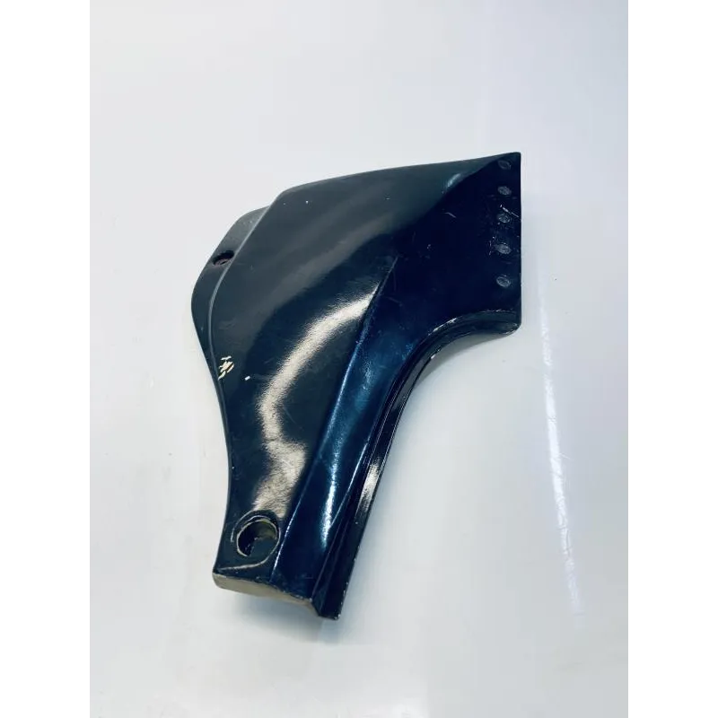Cache carenage sous selle gauche KAWASAKI GPZ 750 1983-1985