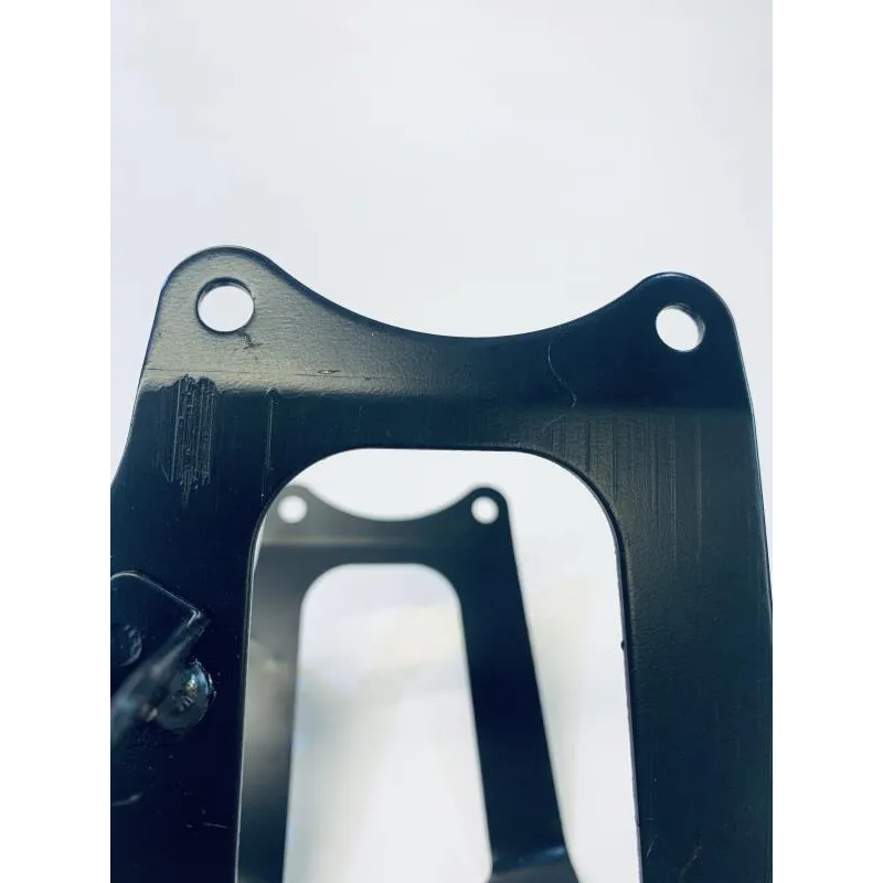 Support garde boue avant SUZUKI DR 650 R 1990-1991
