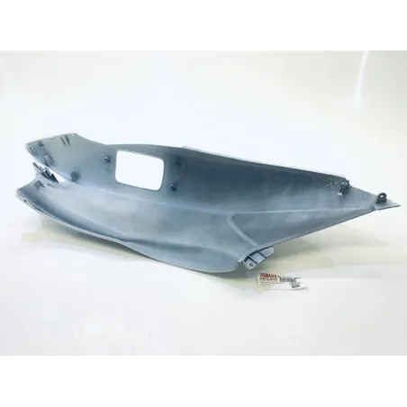 Cache carenage coque arriere gauche YAMAHA YP 125 2001-2002 SKYLINER