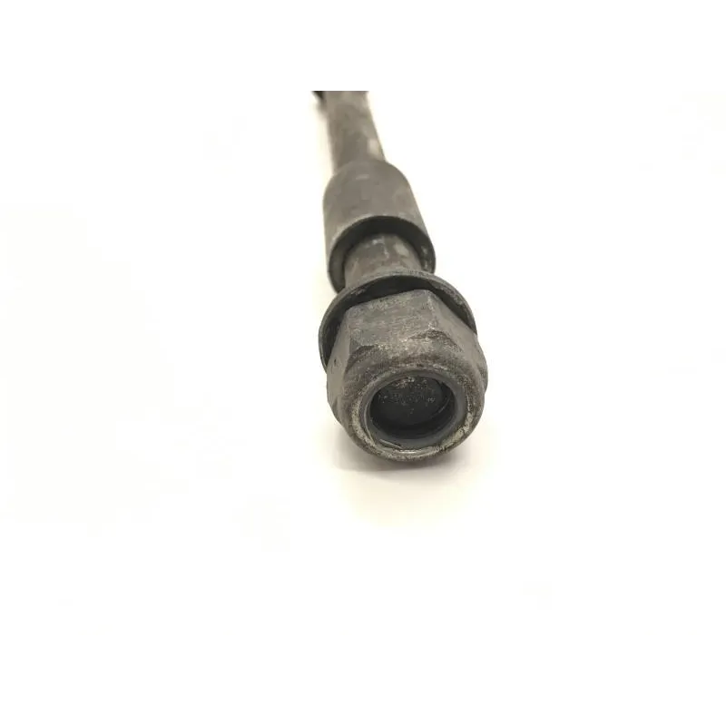 Axe de roue arriere SUZUKI GN 125 1982-1996