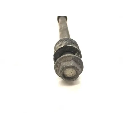 Axe de roue arriere SUZUKI GN 125 1982-1996