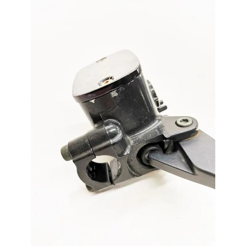 Maitre cylindre frein avant YAMAHA XP 500 2004-2007 TMAX