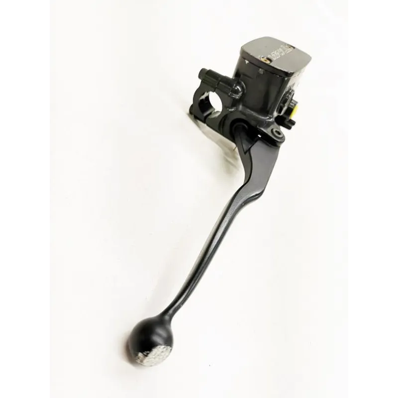 Maitre cylindre frein avant YAMAHA XP 500 2004-2007 TMAX