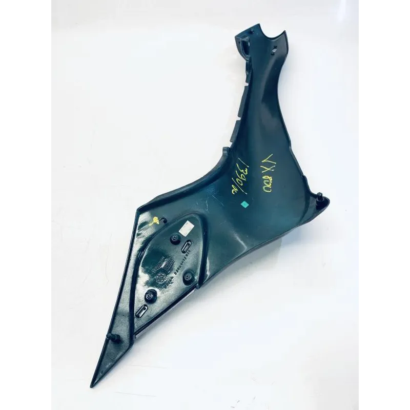 Cache carenage coque arriere droit TRIUMPH SPRINT 900 1993-1997