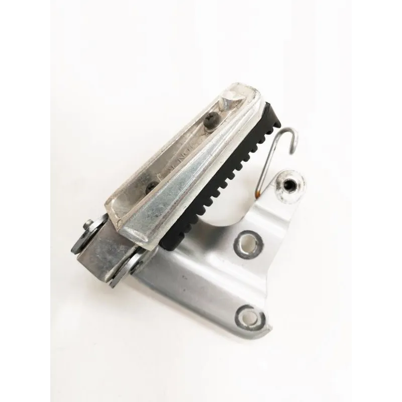 Platine arriere droite YAMAHA XP 500 2004-2007 TMAX