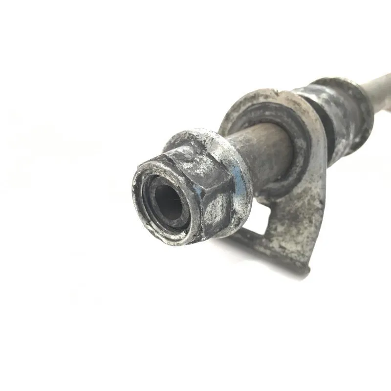 Axe de roue arriere SUZUKI GSF 600 2000-2004 BANDIT S