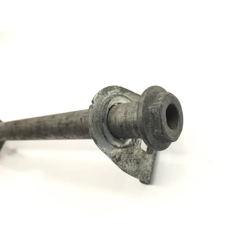 Axe de roue arriere SUZUKI GSF 600 2000-2004 BANDIT S