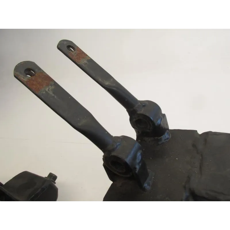 Bras oscillant TUOKAI TRIKE 250 2010