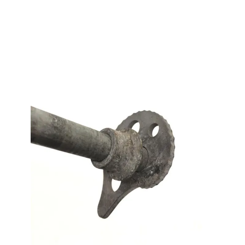 Axe de roue arriere YAMAHA XT 125 1991-1993