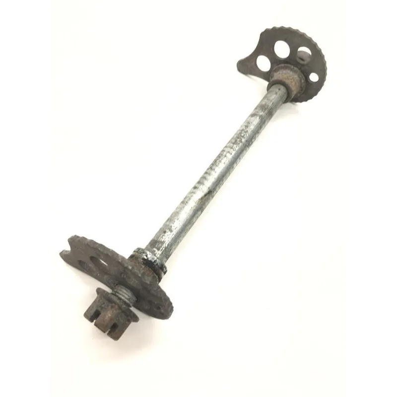 Axe de roue arriere YAMAHA XT 125 1991-1993