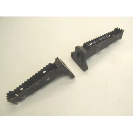 Repose pieds avant ARCTIC CAT DVX 400 2004-2008
