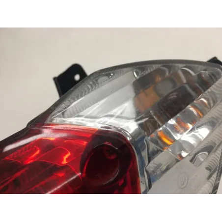Bloc feu + clignotants PEUGEOT KISBEE 50 2011-2017 4T