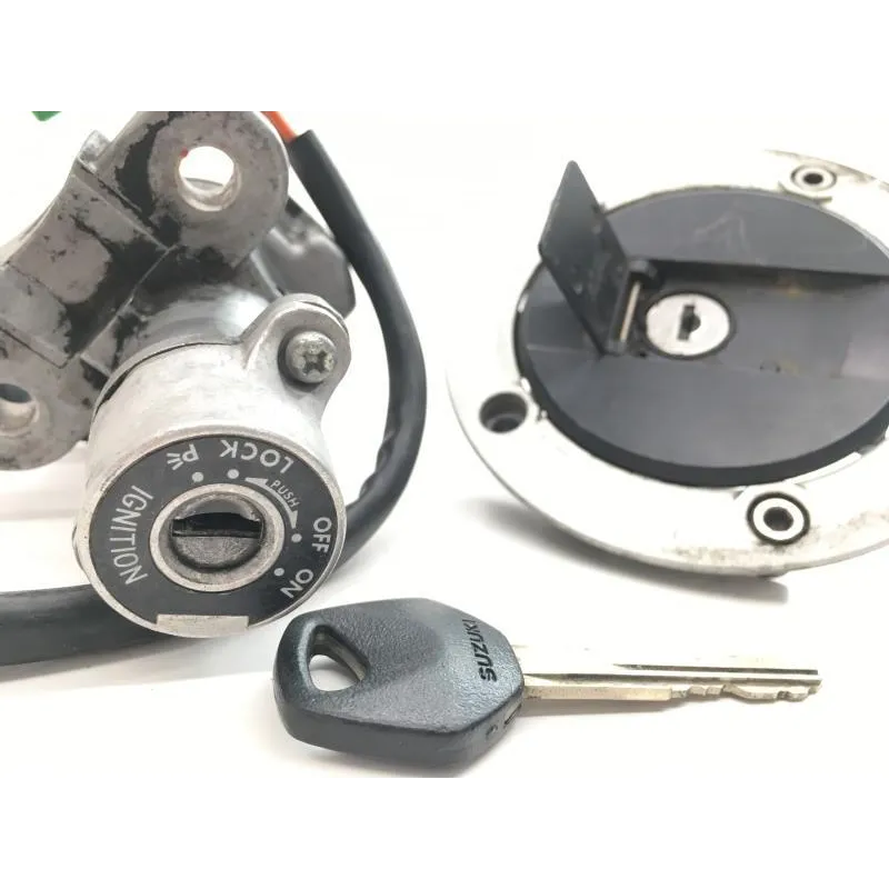 Jeu de serrure contacteur a cle SUZUKI SV 650 S 2003-2006