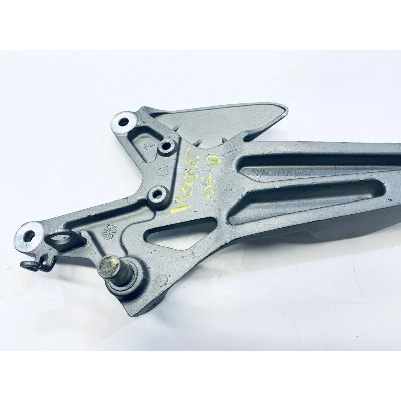 Platine avant droite HONDA CBF 600 2004-2007