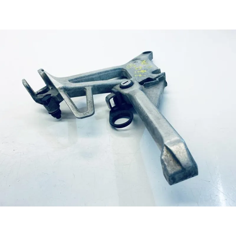 Platine arriere gauche HONDA VFR F 750 1990-1993