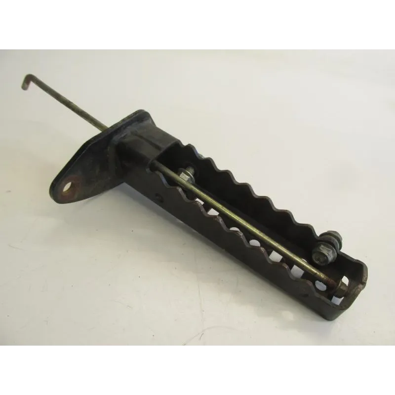 Repose pieds avant droit MASAI DMX 450 2008