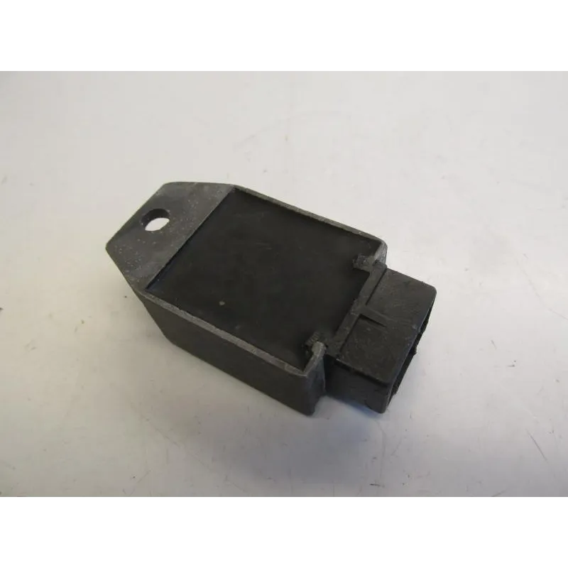 Regulateur charge batterie CHIAONI 70 2008