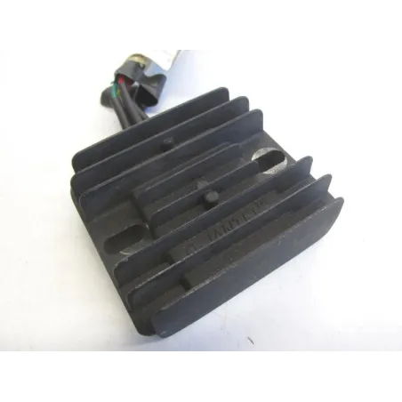 Regulateur charge batterie BASHAN CATBRIER 250 2011
