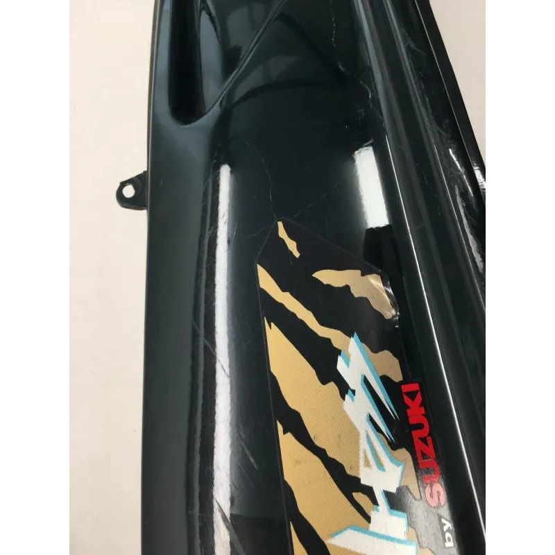 Cache carenage coque arriere droit SUZUKI AH 100 1992-1994 ADDRESS
