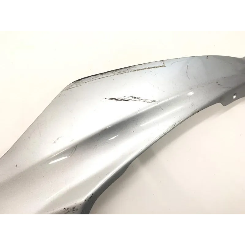 Cache lateral gauche SUZUKI UC 125 1999-2003 EPICURO
