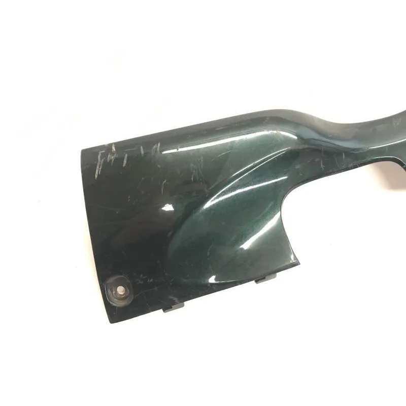 Cache lateral gauche SUZUKI UC 125 1999-2003 EPICURO