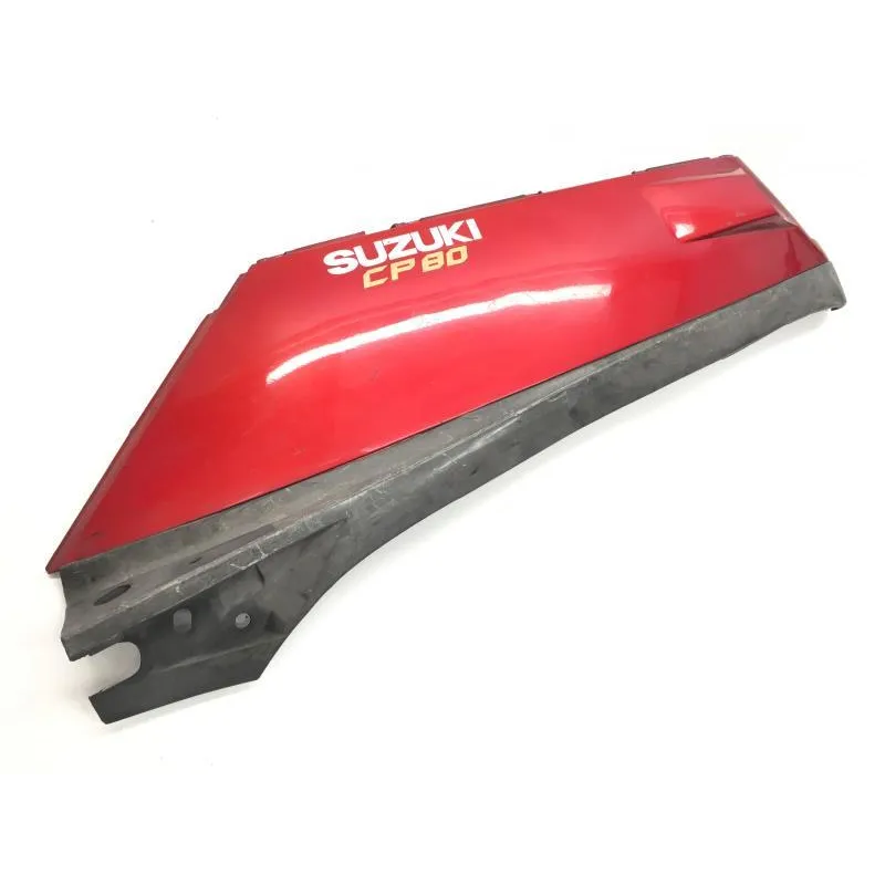 Cache carenage coque arriere gauche SUZUKI CP 80 1984-1986
