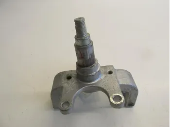 Fusee avant droit TUOKAI TRIKE 250 2010