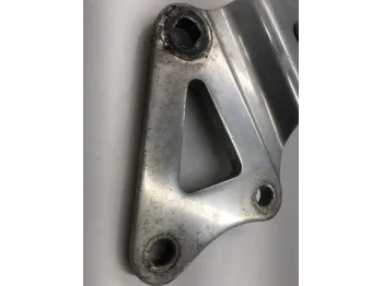 Platine avant droite SUZUKI GSXR 750 1988-1989