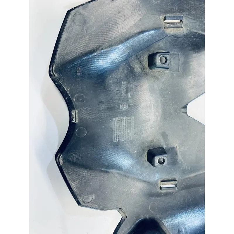 Passage de roue TRIUMPH STREET TRIPLE 675 2013-2016
