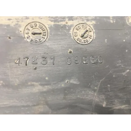 Cache lateral gauche SUZUKI AH 100 1992-1995 ADDRESS