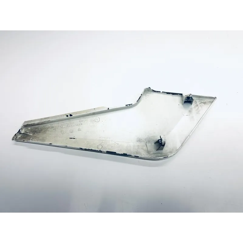Cache carenage sous selle gauche BMW K 75 RT 750 1989-1995
