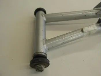 Triangle superieur avant gauche KYMCO MXU 400 2008