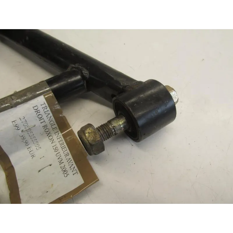Triangle inferieur avant droit ROXON UVM 150 2005