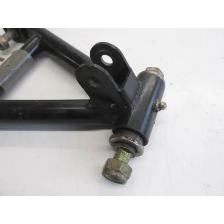Triangle inferieur avant droit ROXON UVM 150 2005
