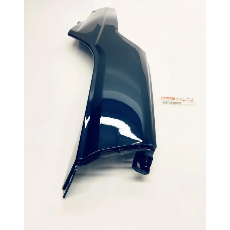 Cache carenage coque arriere gauche YAMAHA YP 250 1998-1999 MAJESTY DX