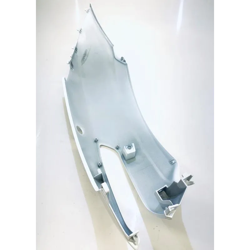 Cache carenage coque arriere gauche PIAGGIO MP3 500 LT 2014-2016 SPORT