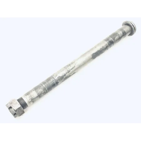 Axe de roue arriere KAWASAKI Z 1000 2007-2009