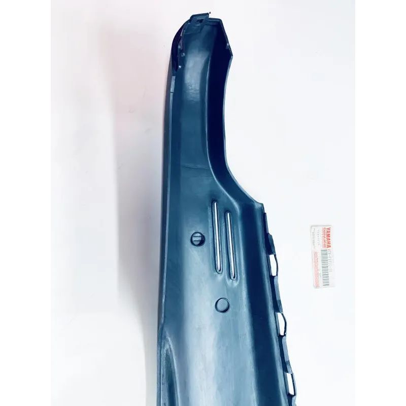 Cache carenage coque arriere gauche YAMAHA XC 125 K 1997-1998 CYGNUS R