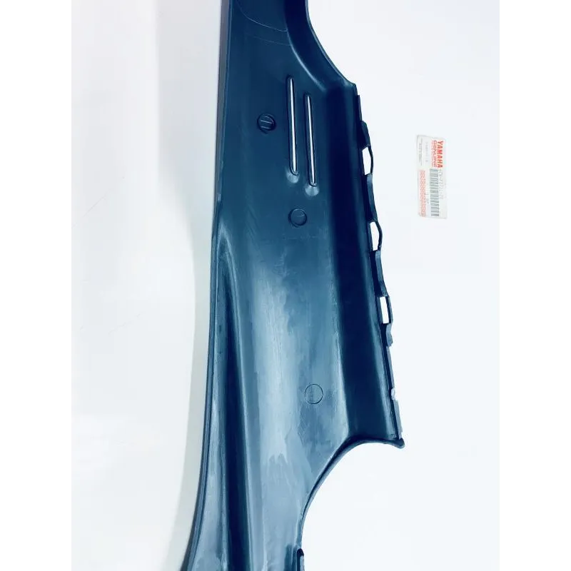 Cache carenage coque arriere gauche YAMAHA XC 125 K 1997-1998 CYGNUS R