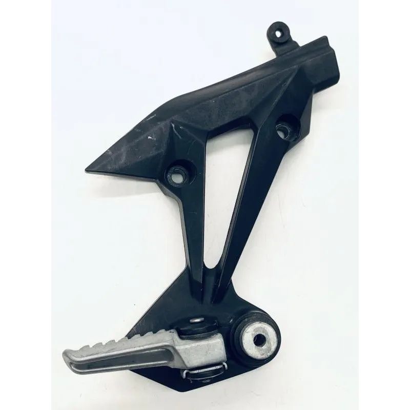 Platine et repose pieds arriere droit KAWASAKI Z 1000 2007-2009
