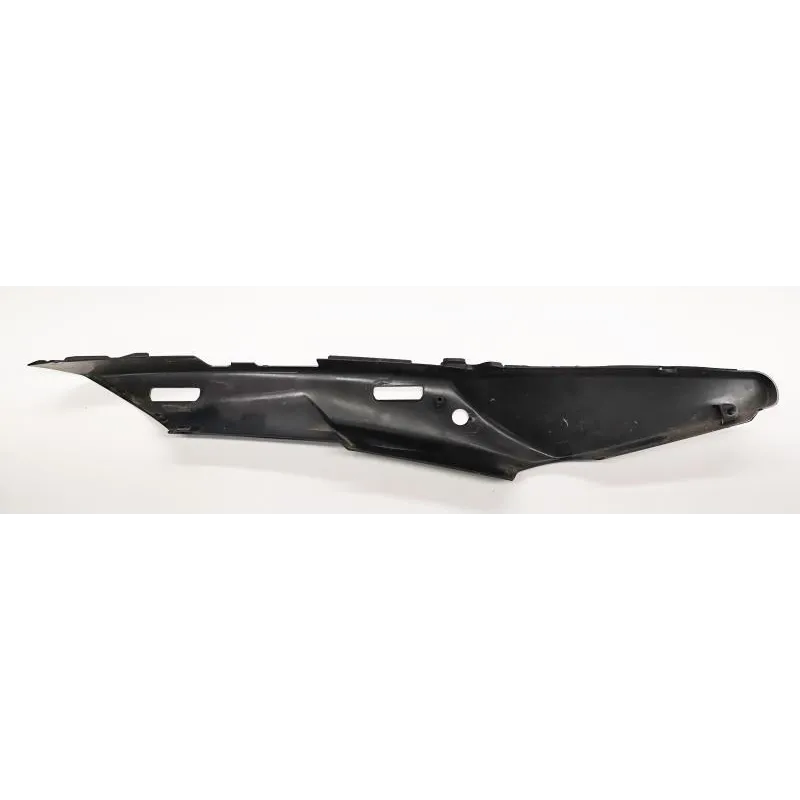 Cache carenage coque arriere gauche KAWASAKI GTR 1400 2008-2009